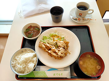 佐賀県医療センター好生館、CROSS ONE チキン南蛮定食