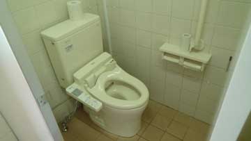 トイレは洋式温水便座