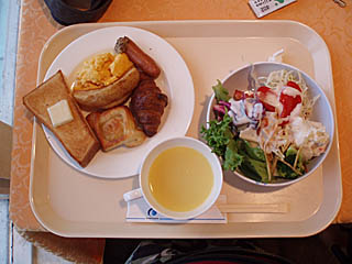 城島高原ホテル朝食バイキング（例）