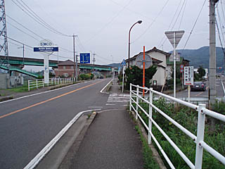 国道３４号線旧道に出ます