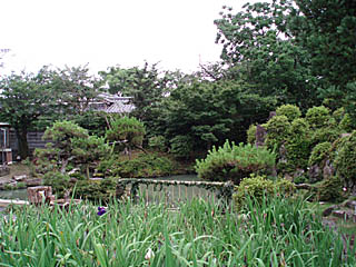 岩見屋池園